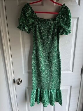 Green Floral Smocked Midi Dress with Puff Sleeves
